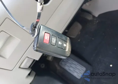 2018 Toyota Highlander Xle from USA, damaged, VIN 5TDKZRFH4JS277328